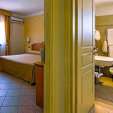 La Perla Hotel Àrbatax
