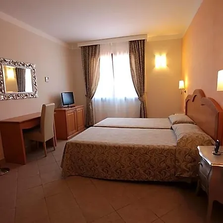 Hotel La Perla 4*