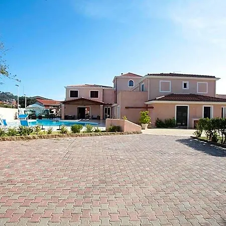La Perla Hotel Àrbatax