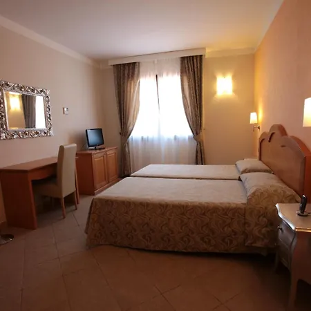 La Perla 4*